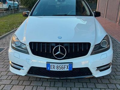 Begagnad Mercedes C220 Avantgarde 170 HK (125 kW) 2013 Vit Sedan