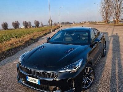 Usata Kia Stinger GT-Line 200 CV (147 kW) 2018 Nero Utilitaria