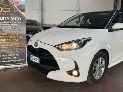 Usata Toyota Yaris Hybrid