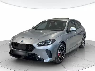 Usata BMW 118 M Sport 150 CV (110 kW) 2025 Skyscraper grey Utilitaria
