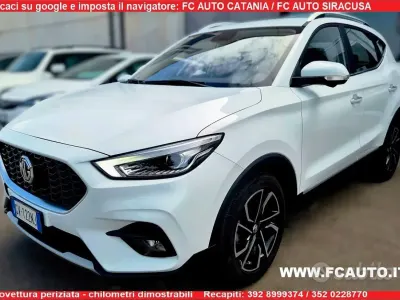 Usata MG ZS Luxury 106 CV (77 kW) 2024 Bianco SUV
