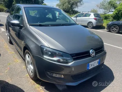 Usata VW Polo Comfortline 75 CV (55 kW) 2012 Grigio Utilitaria