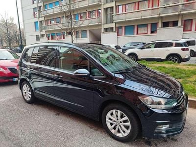 Usata VW Touran Business 116 CV (85 kW) 2017 Nero Monovolume