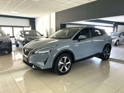 Usata Nissan Qashqai N-Connecta 190 CV (139 kW) 2023 Ceramic grey SUV