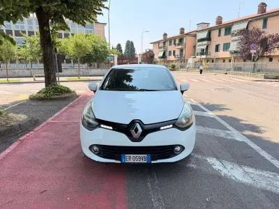 Usata Renault Clio IV 73 CV (53 kW) 2013 Berlina