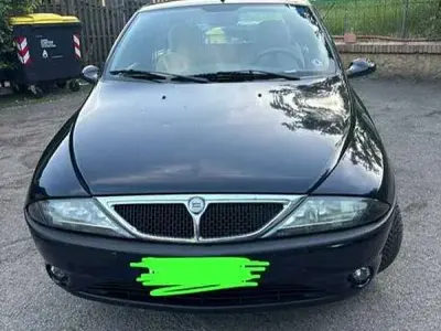 Usata Lancia Ypsilon 86 CV (63 kW) 1998 Blu/azzurro Utilitaria