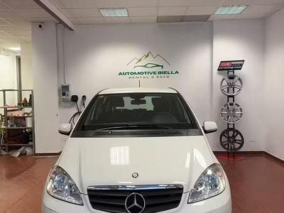 Usata Mercedes A180 Avantgarde 148 CV (108 kW) 2011 Bianco Berlina