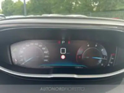 Usata Peugeot 3008 GT 181 CV (133 kW) 2017 Bronzo SUV
