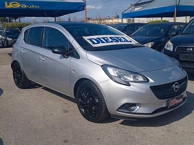 Usata Opel Corsa 75 CV (55 kW) 2015 Grigio Berlina