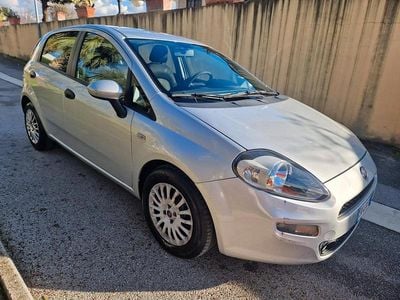 Usata Fiat Punto Street 85 CV (62 kW) 2014 Argento Utilitaria