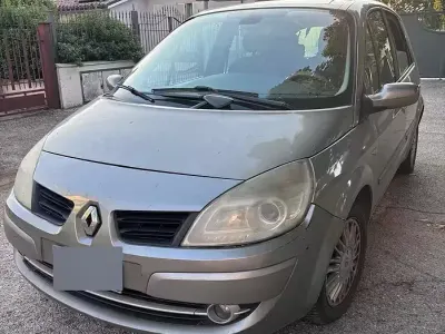 Usata Renault Scénic II