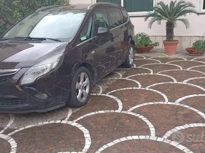Usata Opel Zafira Tourer 150 CV (110 kW) 2015 Marrone Monovolume