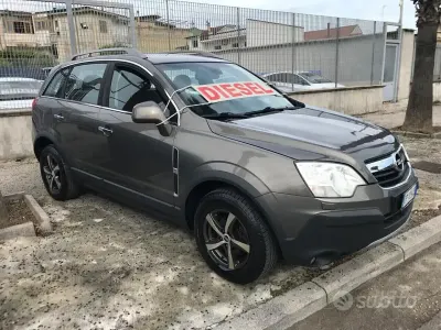 Usata Opel Antara Cosmo 150 CV (110 kW) 2008 Grigio SUV
