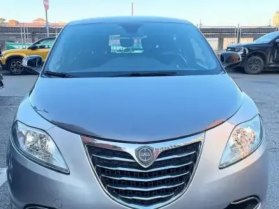 Usata Lancia Ypsilon