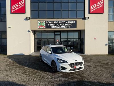 Bianco Usata 2019 Ford Focus ST-Line Berlina | 14.900 € (Buon prezzo)