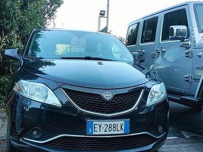 Usata Lancia Ypsilon Silver 69 CV (50 kW) 2014 Nero Utilitaria