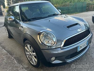 Usata Mini Cooper S 175 CV (128 kW) 2008 Grigio Utilitaria