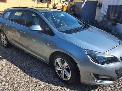 Usata Opel Astra Cosmo 110 CV (80 kW) 2013 Station wagon