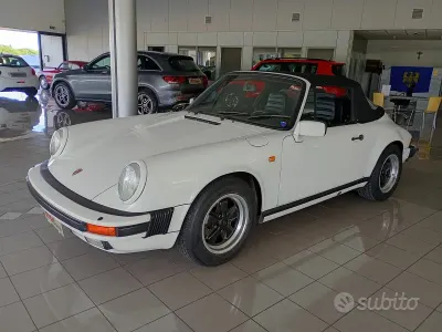 Usata Porsche 911 Carrera Cabriolet 231 CV (169 kW) 1983 Bianco Cabrio