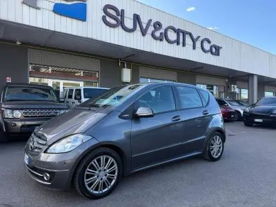 Usata Mercedes A160 Executive 82 CV (60 kW) 2011 Grigio Utilitaria