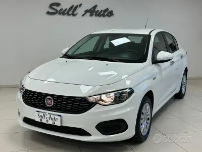 Usata Fiat Tipo Easy 95 CV (69 kW) 2018 Bianco Berlina