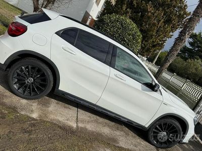 Mercedes GLA200