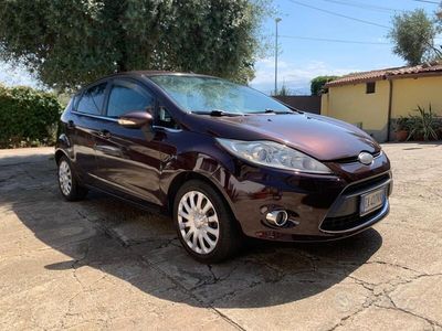 Usata Ford Fiesta 90 CV (66 kW) 2010 Utilitaria
