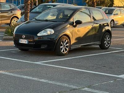 Usata Fiat Grande Punto Sport 90 CV (66 kW) 2008 Nero Utilitaria