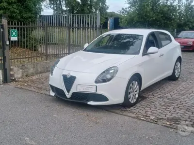 Brugt Alfa Romeo Giulietta 120 HK (88 kW) 2018 Hvid Hatchback
