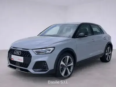 Usata Audi A1 Ambiente 110 CV (80 kW) 2023 Grigio SUV