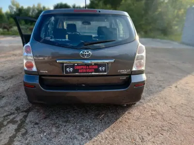 Usata Toyota Corolla Verso Sol 136 CV (100 kW) 2008 Nero Monovolume