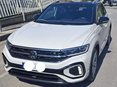 Usata VW T-Roc R-line 116 CV (85 kW) 2022 SUV