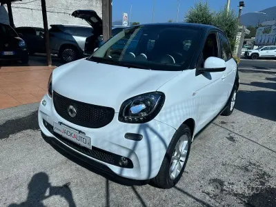 Usata Smart ForFour 71 CV (52 kW) 2019 Bianco Utilitaria