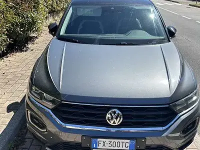Usata VW T-Roc Advance 116 CV (85 kW) 2019 Grigio SUV