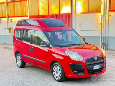 Usata Fiat Doblò 105 CV (77 kW) 2014 Rosso Monovolume