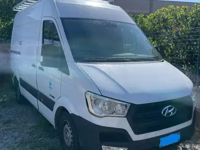 Usata Hyundai H 350 150 CV (110 kW) 2018 Bianco Furgone