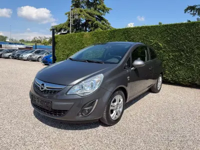 Usata Opel Corsa 85 CV (62 kW) 2011 Grigio Utilitaria