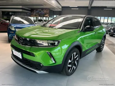 Usata Opel Mokka Edition 131 CV (96 kW) 2021 Verde SUV