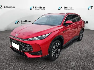 Nuova MG HS Luxury 2025 Rosso SUV