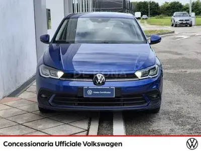 Usata VW Polo Life 95 CV (69 kW) 2025 Azzurro Utilitaria