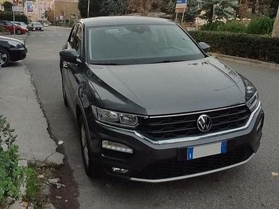 Usata VW T-Roc Business 150 CV (110 kW) 2021 Giallo SUV