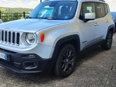 Usata Jeep Renegade Limited 120 CV (88 kW) 2016 Argento SUV