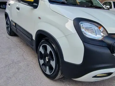 Usata Fiat Panda S 70 CV (51 kW) 2025 Beige Utilitaria