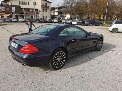 Usata Mercedes SL350 245 CV (180 kW) 2004 Blu/azzurro Cabrio