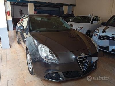 Usata Alfa Romeo Giulietta Business 105 CV (77 kW) 2013 Grigio Utilitaria