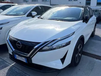 Usata Nissan Qashqai N-Connecta 158 CV (116 kW) 2023 Bianco SUV