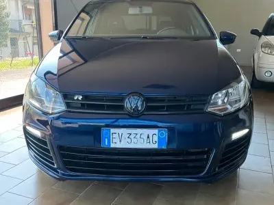 Usata VW Polo R-line 90 CV (66 kW) 2014 Blu Berlina