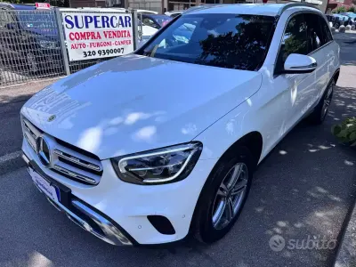 Usata Mercedes GLC200 163 CV (119 kW) 2021 Bianco SUV