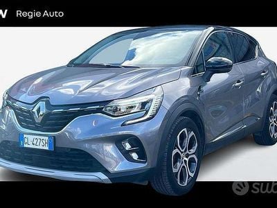 Usata Renault Captur Techno 143 CV (105 kW) 2022 Grigio SUV