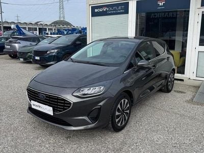 Usata Ford Fiesta Titanium 75 CV (55 kW) 2022 Grigio Utilitaria
